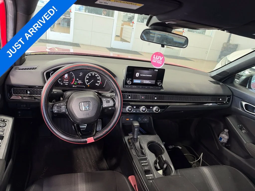 Used 2024  Honda Sport image 6