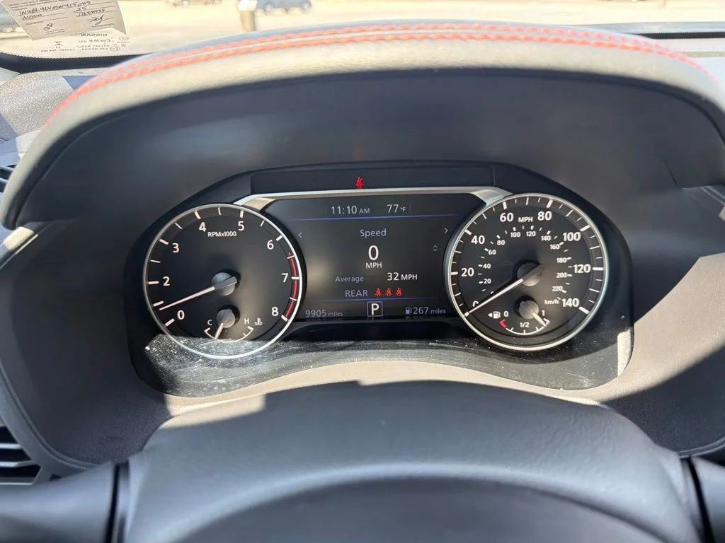 Used 2025 Gray Nissan SR image 18