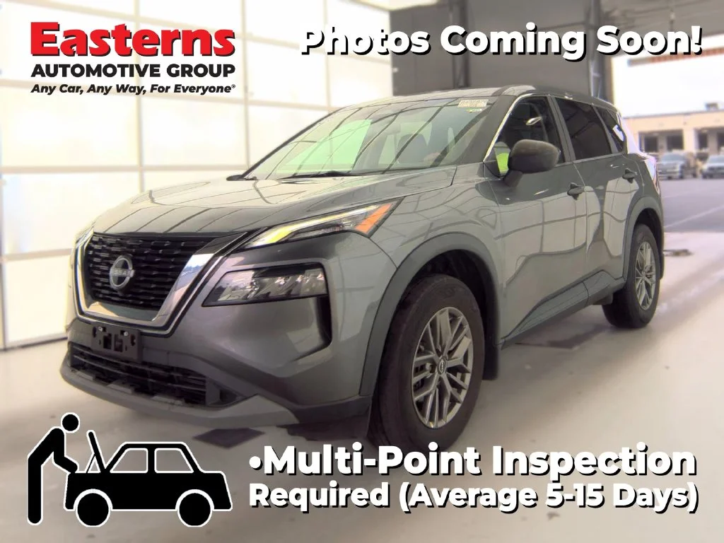 Used 2023 Gray Nissan S image 1