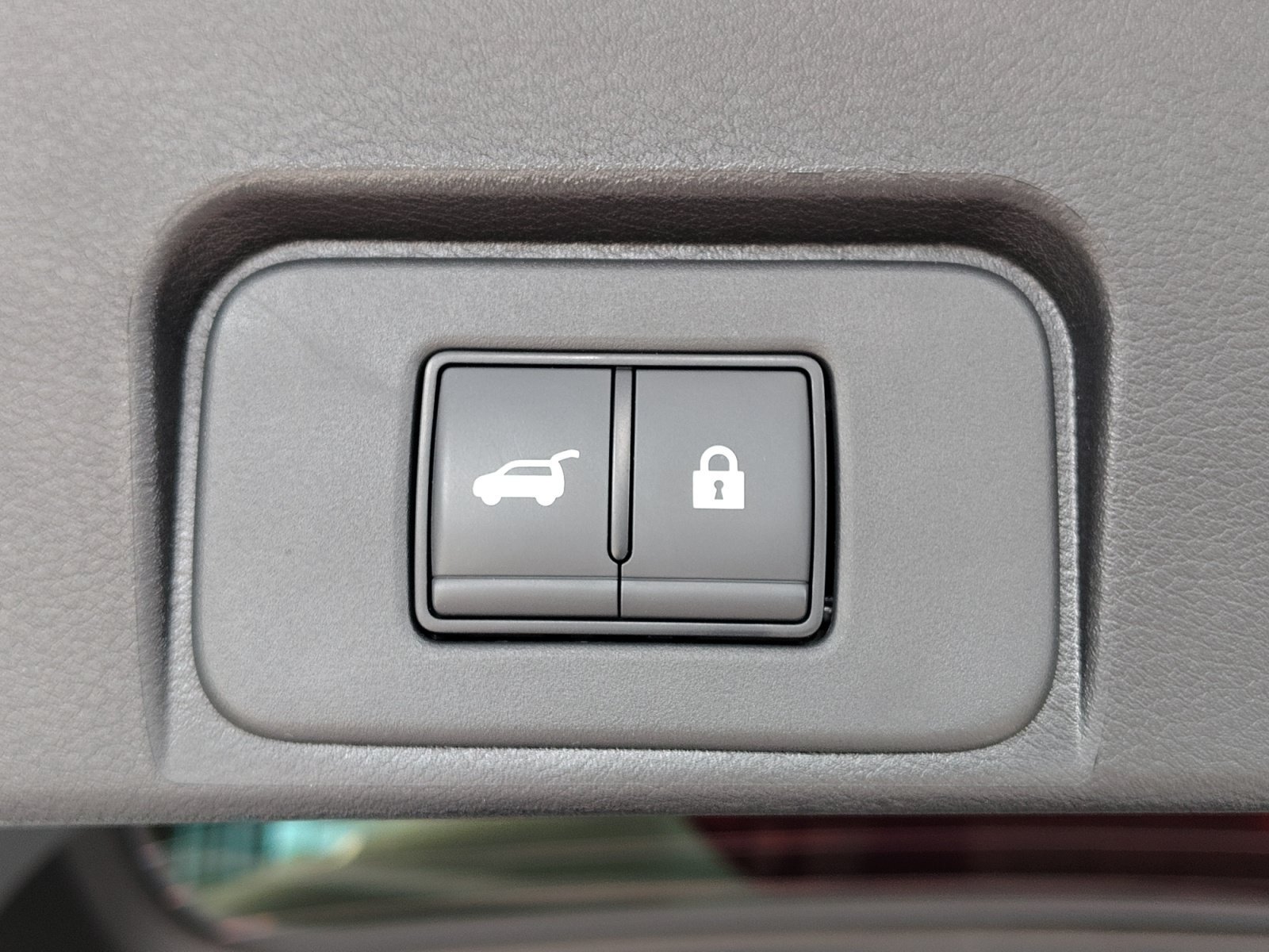 Certified Used 2026 Everest White Pearl Tricoat Nissan SV image 30