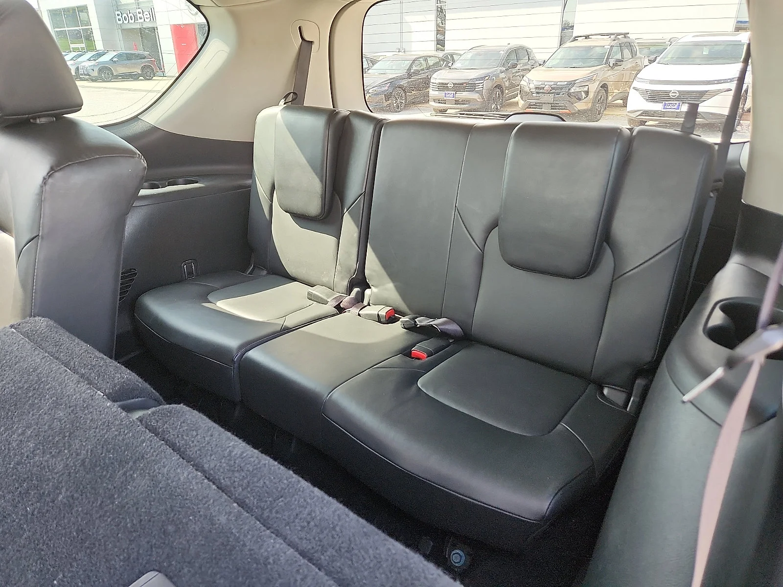 Used 2022 Silver Nissan SV image 11