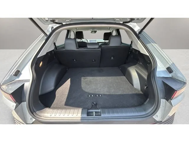 Used 2023 Gray Hyundai SEL image 31