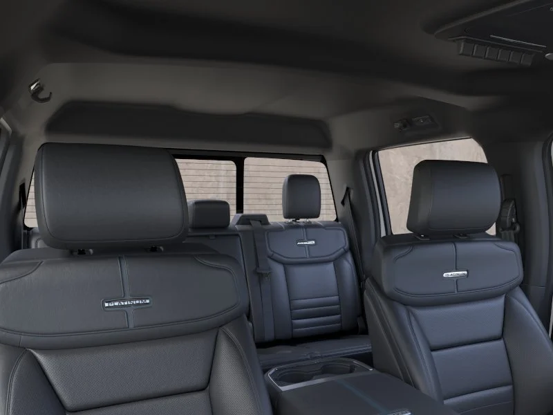 2025 Ford F-250 Super Duty Platinum - Photo 22