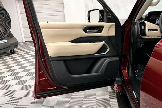 New 2026 Coulis Red Pearl Nissan Platinum Reserve image 34