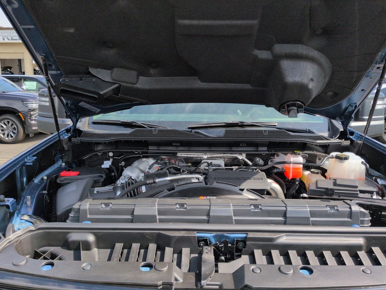 New 2026 Lakeshore Blue Metallic Chevrolet LT image 31