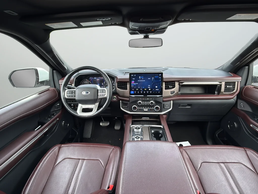 Used 2024 White Ford Limited image 9