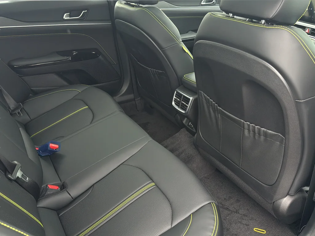 New 2026 Aurora Black Pearl Kia GT image 17