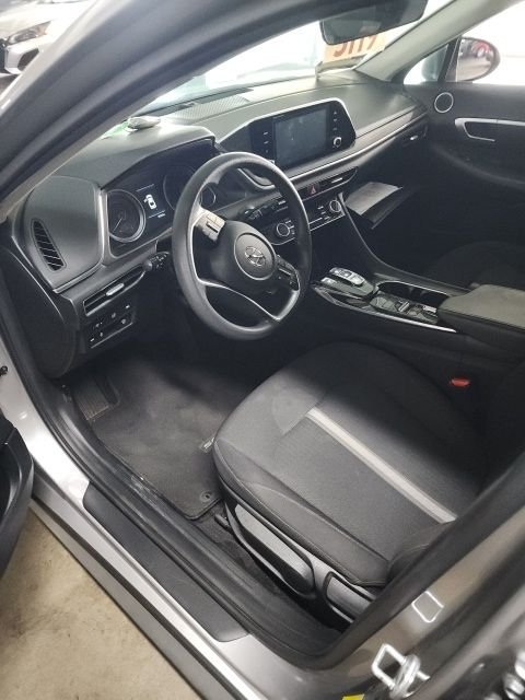 Used 2021 Silver Hyundai Blue image 7