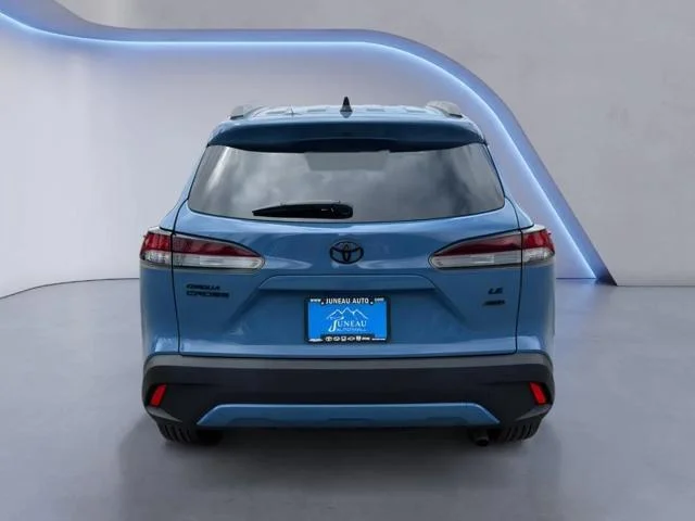 Used 2026 Cavalry Blue Toyota  image 4