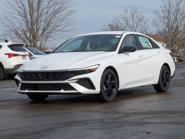 Used 2026 White Hyundai SEL Sport image 3