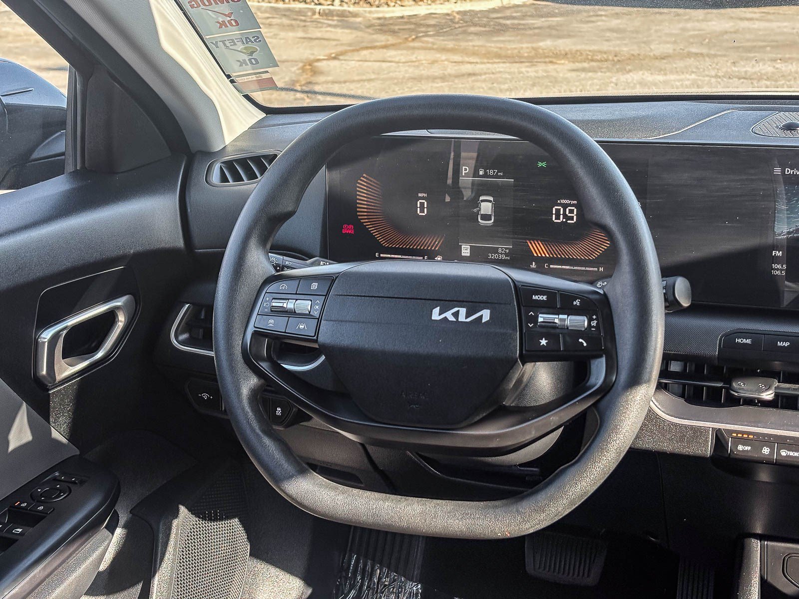 Used 2025 Interstellar Gray Kia LX image 18