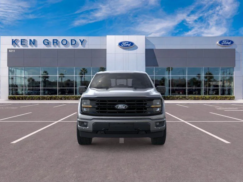 New 2026 Carbonized Gray Metallic Ford XLT image 7