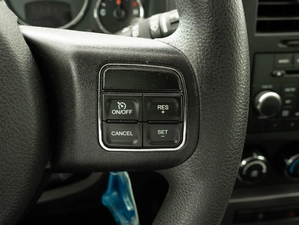 Used 2012 Bright White Clearcoat Jeep Sport image 26