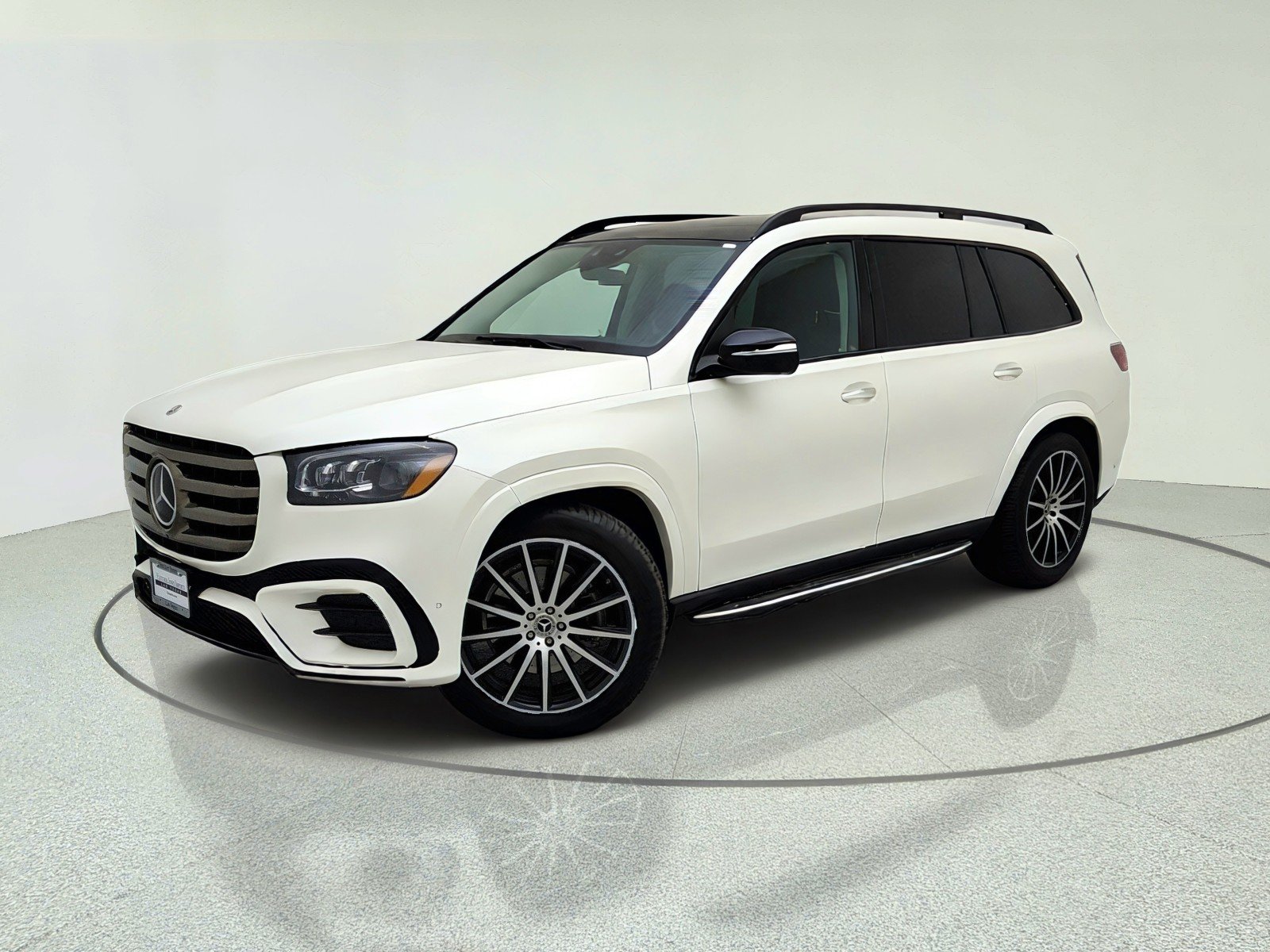 Certified Used 2024 MANUFAKTUR Diamond White Metallic Mercedes-Benz GLS 580 image 1