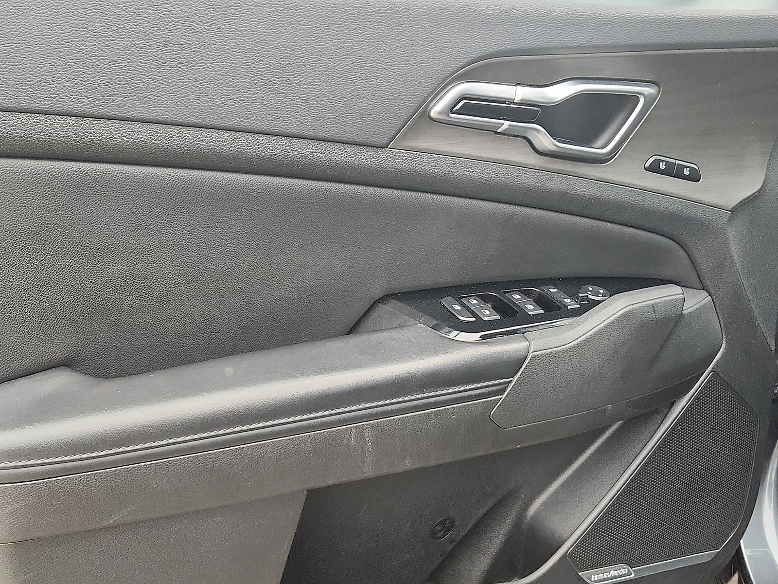 Used 2023 Gray Kia X-Pro image 12