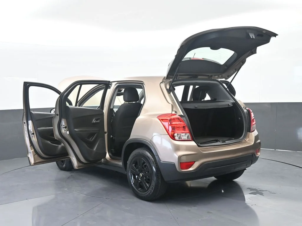 Used 2018 Sandy Ridge Metallic Chevrolet LS image 71