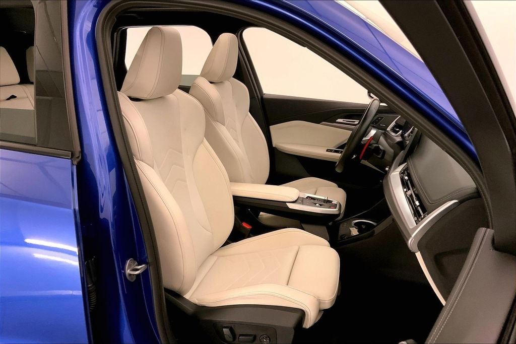 Used 2026 Portimao Blue Metallic BMW  image 6