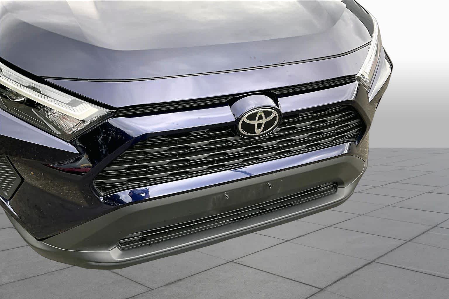 Used 2025 Blueprint Toyota XLE image 30