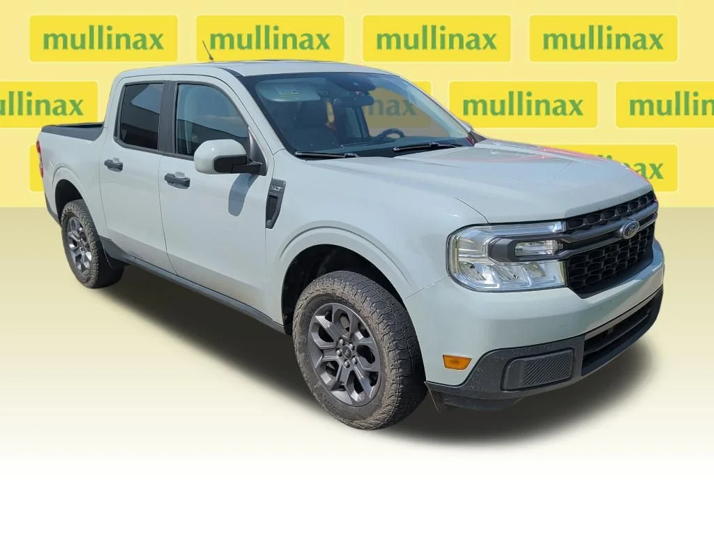 Used 2023 Gray Ford XLT image 1