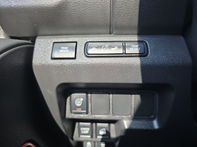 Used 2025 Gray Nissan PRO-4X image 10