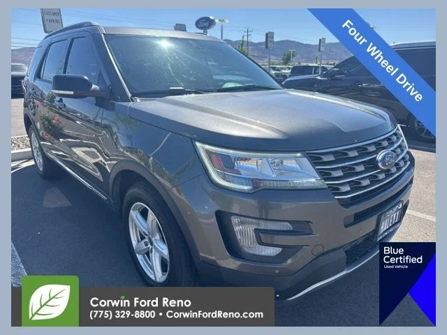 2017 Ford Explorer XLT 4WD's photo