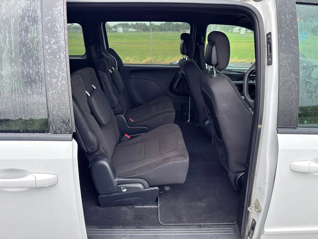Used 2017 White Dodge SE Plus image 27