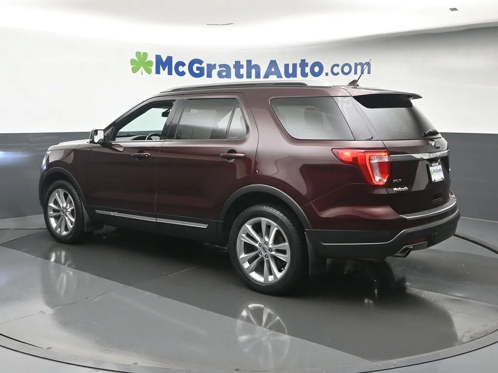 Used 2018 Red Ford XLT image 25
