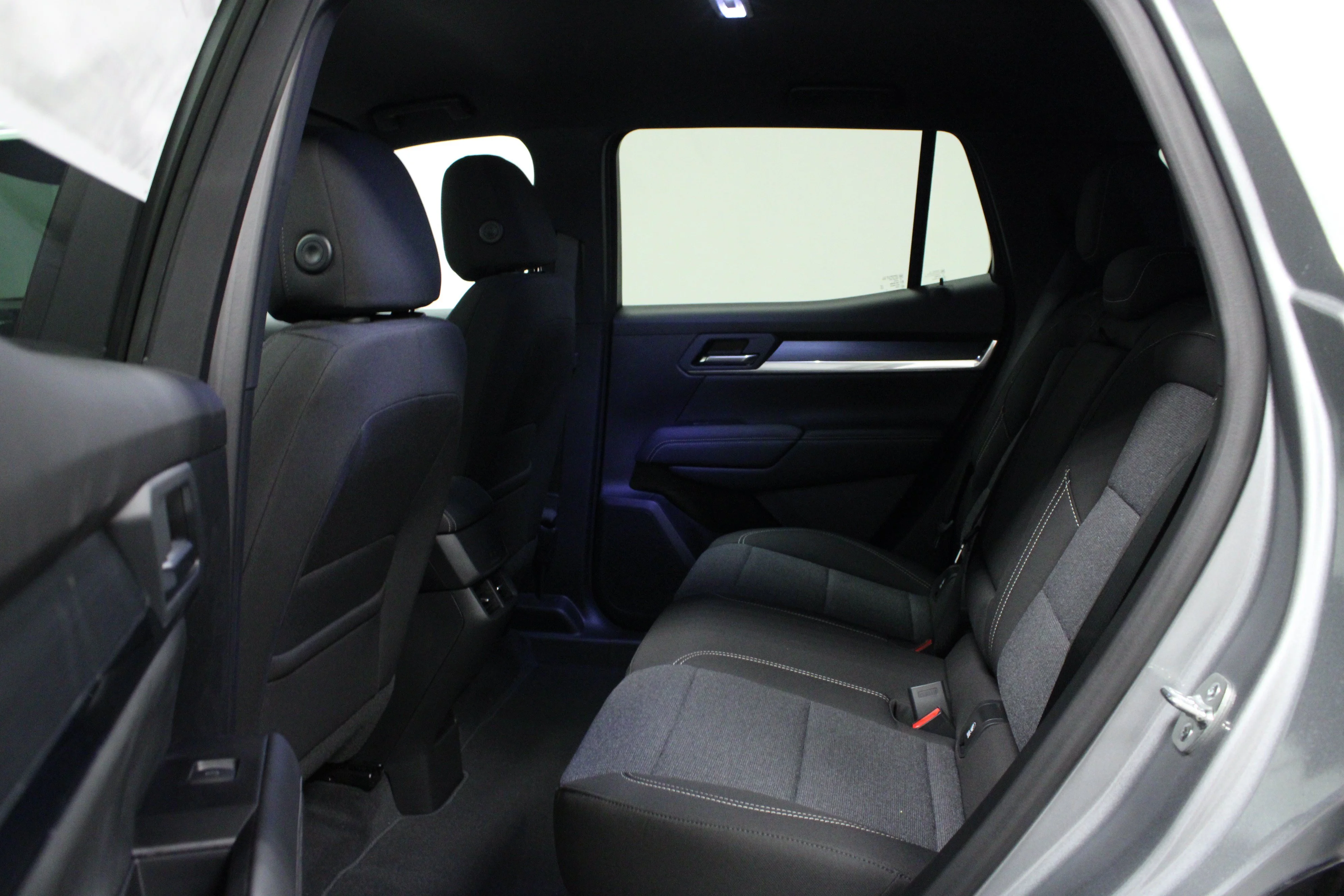 New 2027 Sterling Metallic GMC AWD Elevation image 13
