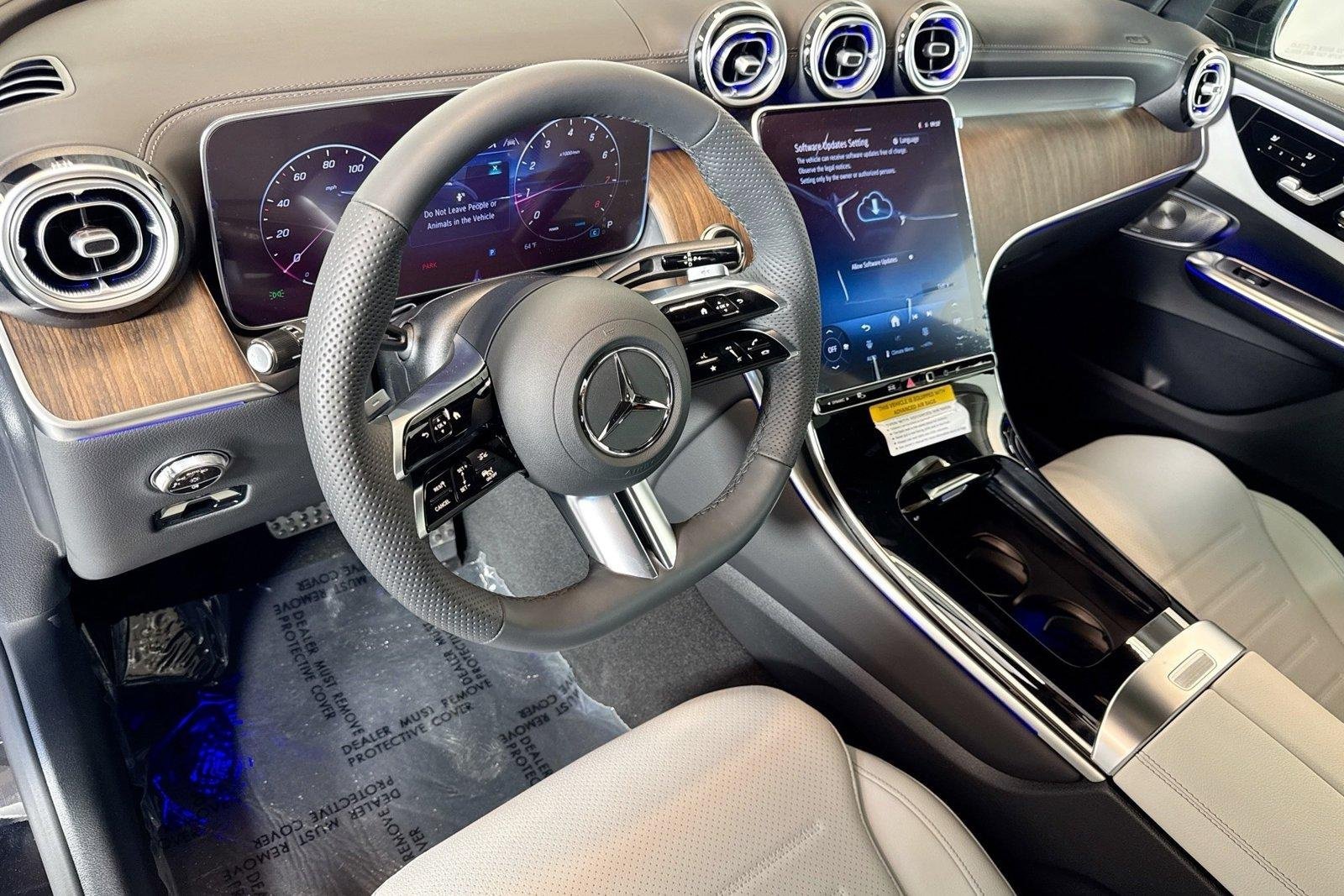 New 2026 Obsidian Black Metallic Mercedes-Benz GLC 300 image 9