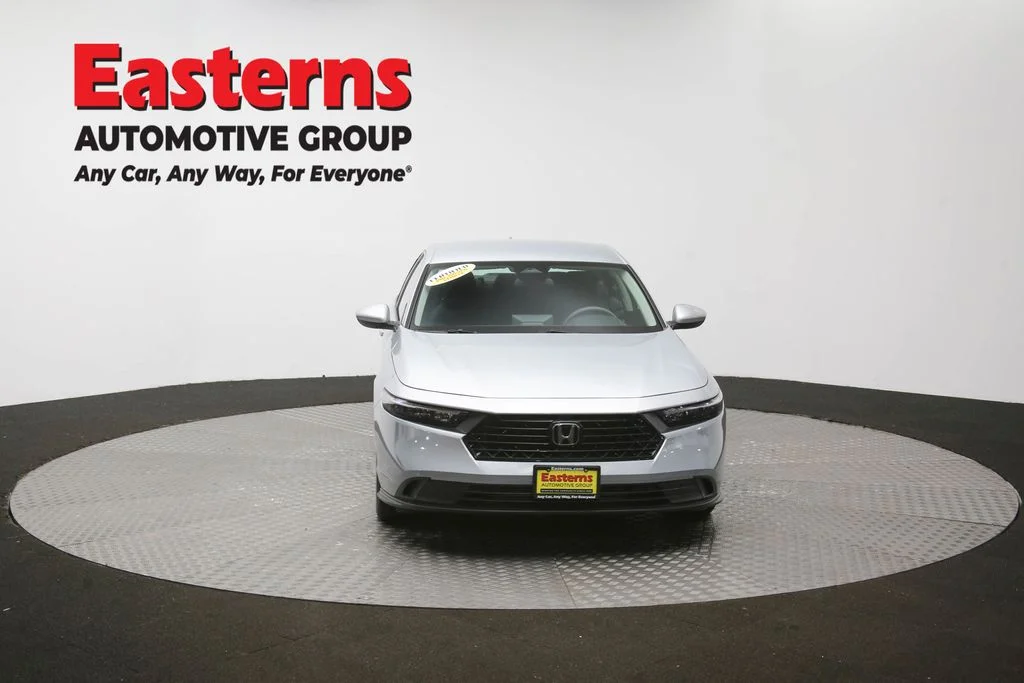 Used 2025 Silver Honda LX image 51