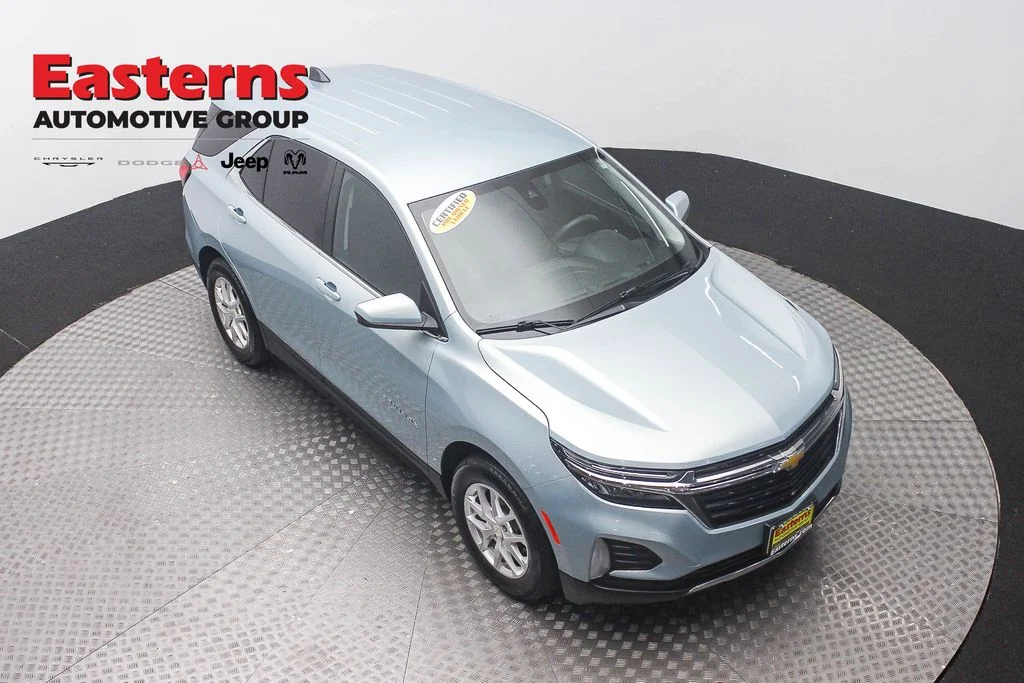 Used 2022 Blue Chevrolet LT image 3