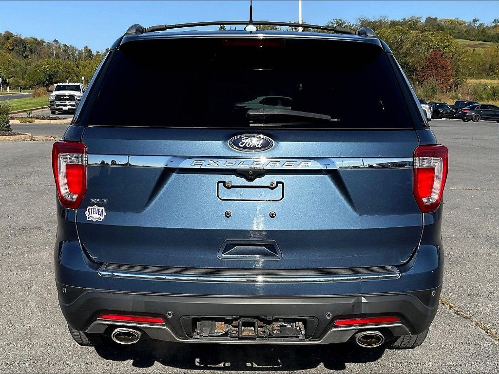 Used 2018 Blue Ford XLT image 12