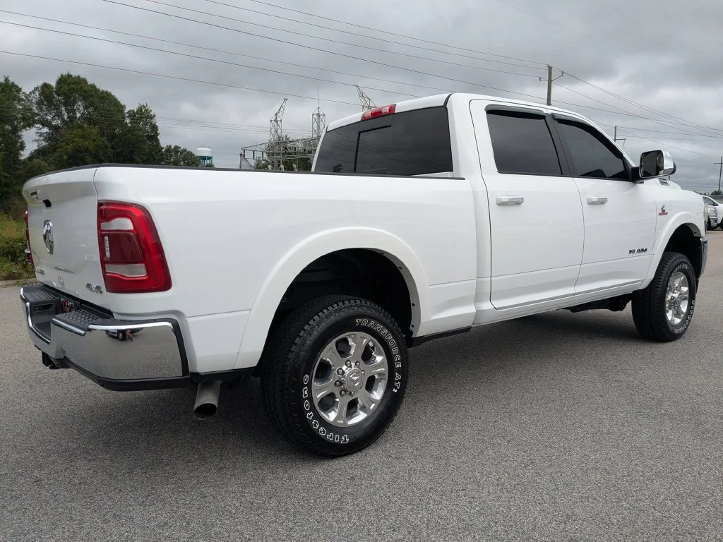 Used 2022 White Ram Laramie image 4