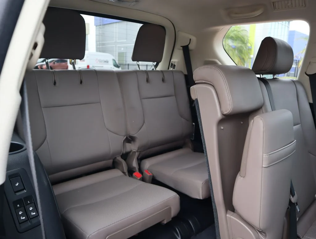 Used 2021  Lexus 460 Luxury image 31