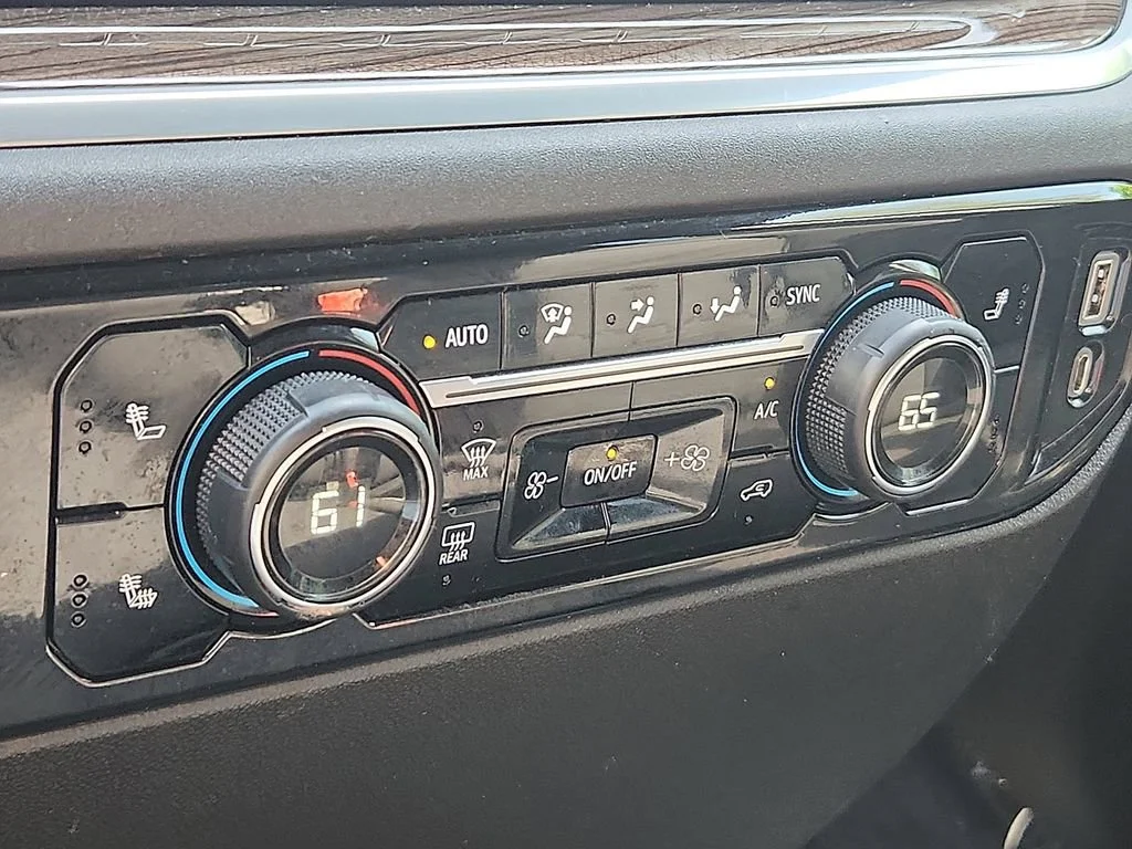 2022 Chevrolet Silverado 1500 LT - Photo 15