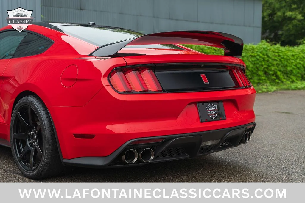 Used 2017 Red Ford Shelby GT350R image 48