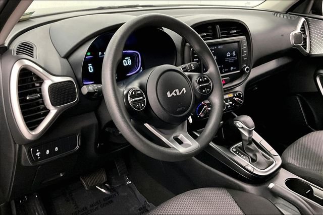 Used 2025 Gravity Gray Kia LX image 14