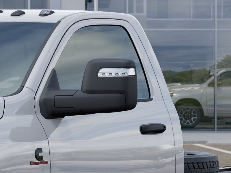 New 2026 Bright White Clear-Coat Exterior Paint RAM Tradesman image 12