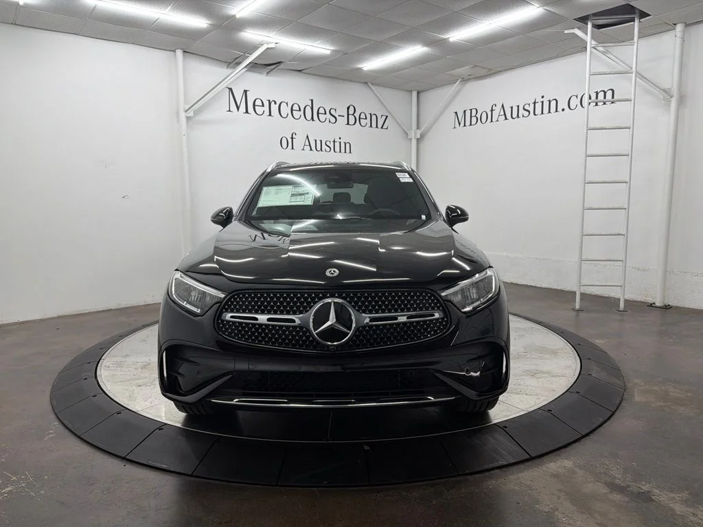 New 2026 Black Mercedes-Benz GLC 300 image 2