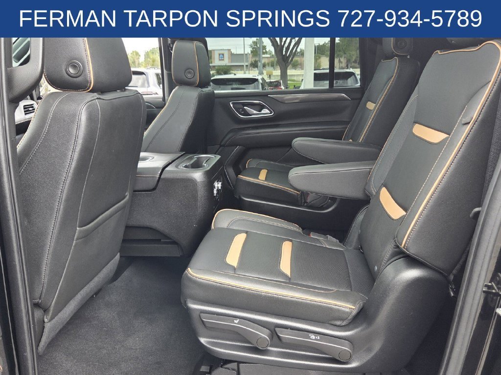 Used 2022 ONYX BLACK GMC AT4 image 13