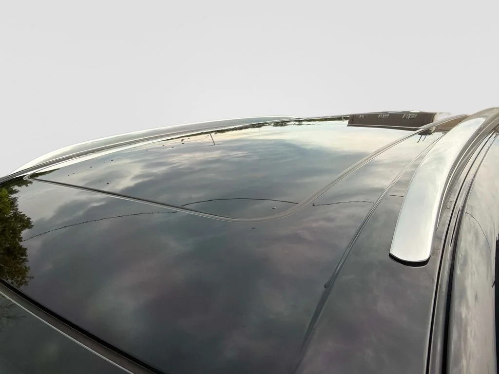 Used 2023 Black Lincoln Reserve image 32