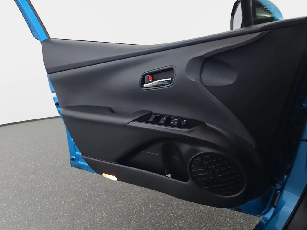 Used 2020 Blue Toyota Limited image 29
