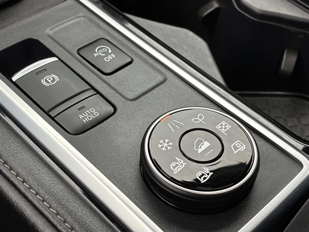 Used 2024 Gray Nissan SL image 31