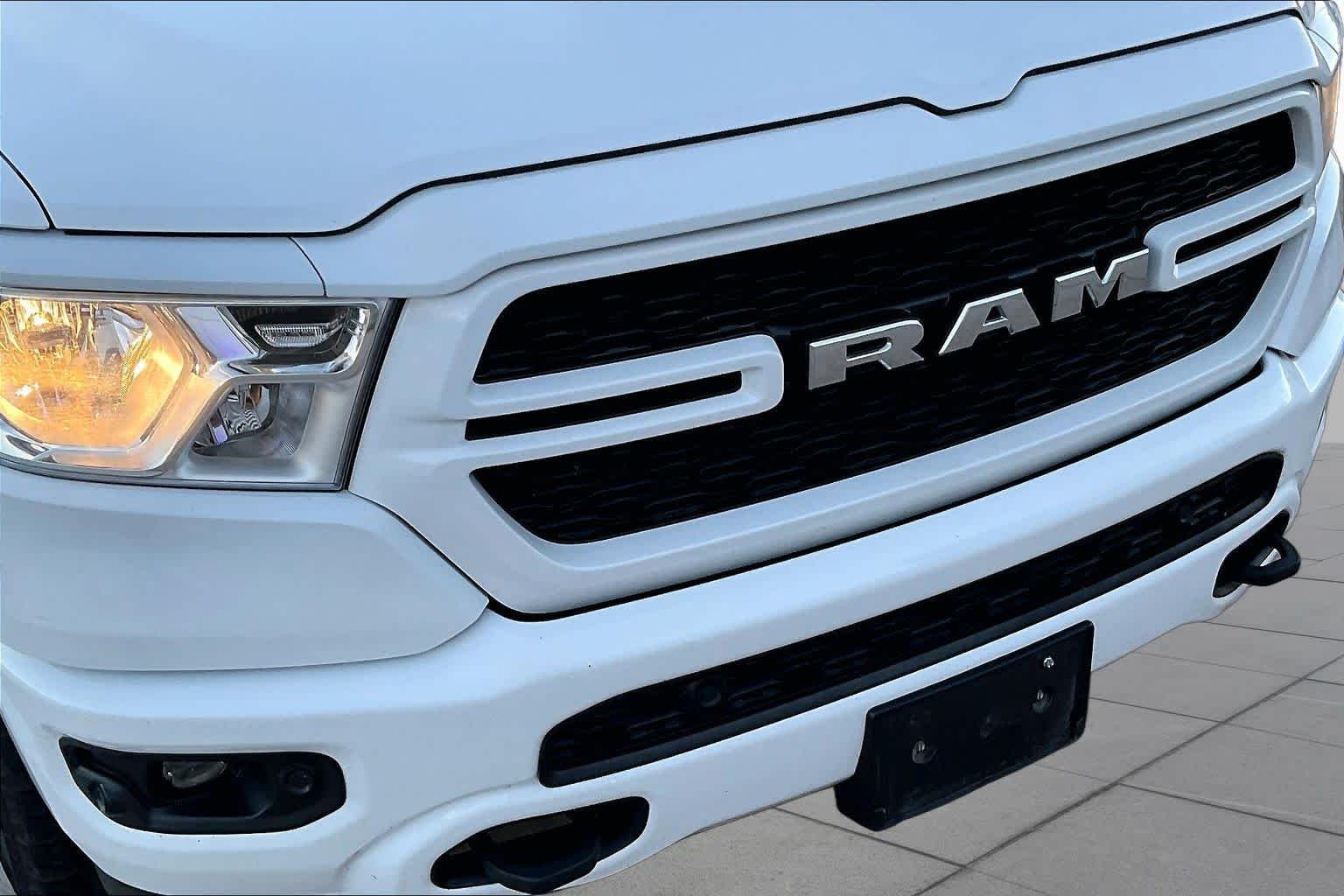 Used 2020 Bright White Clearcoat Ram Big Horn image 28