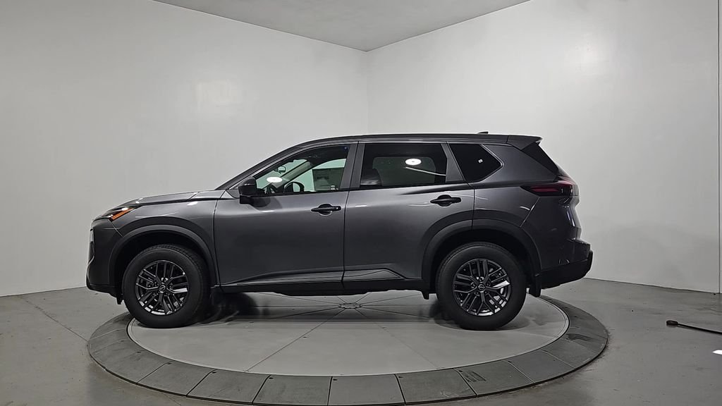 2026 Nissan Rogue S photo 2