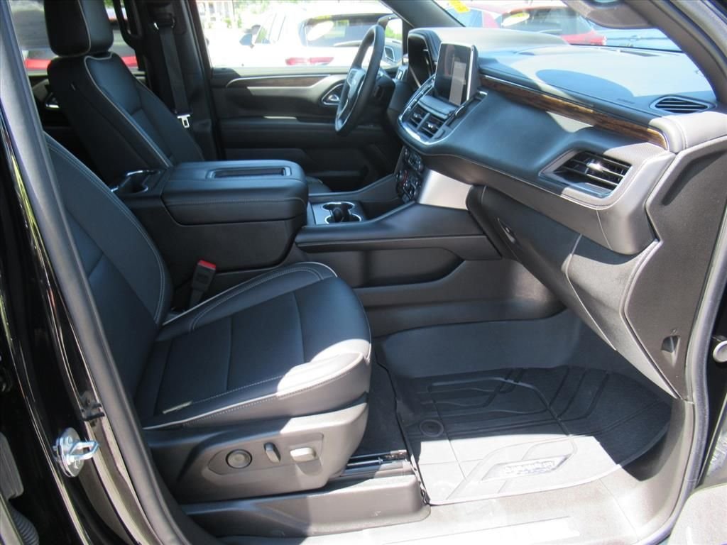 Used 2024 Black Chevrolet Premier image 8