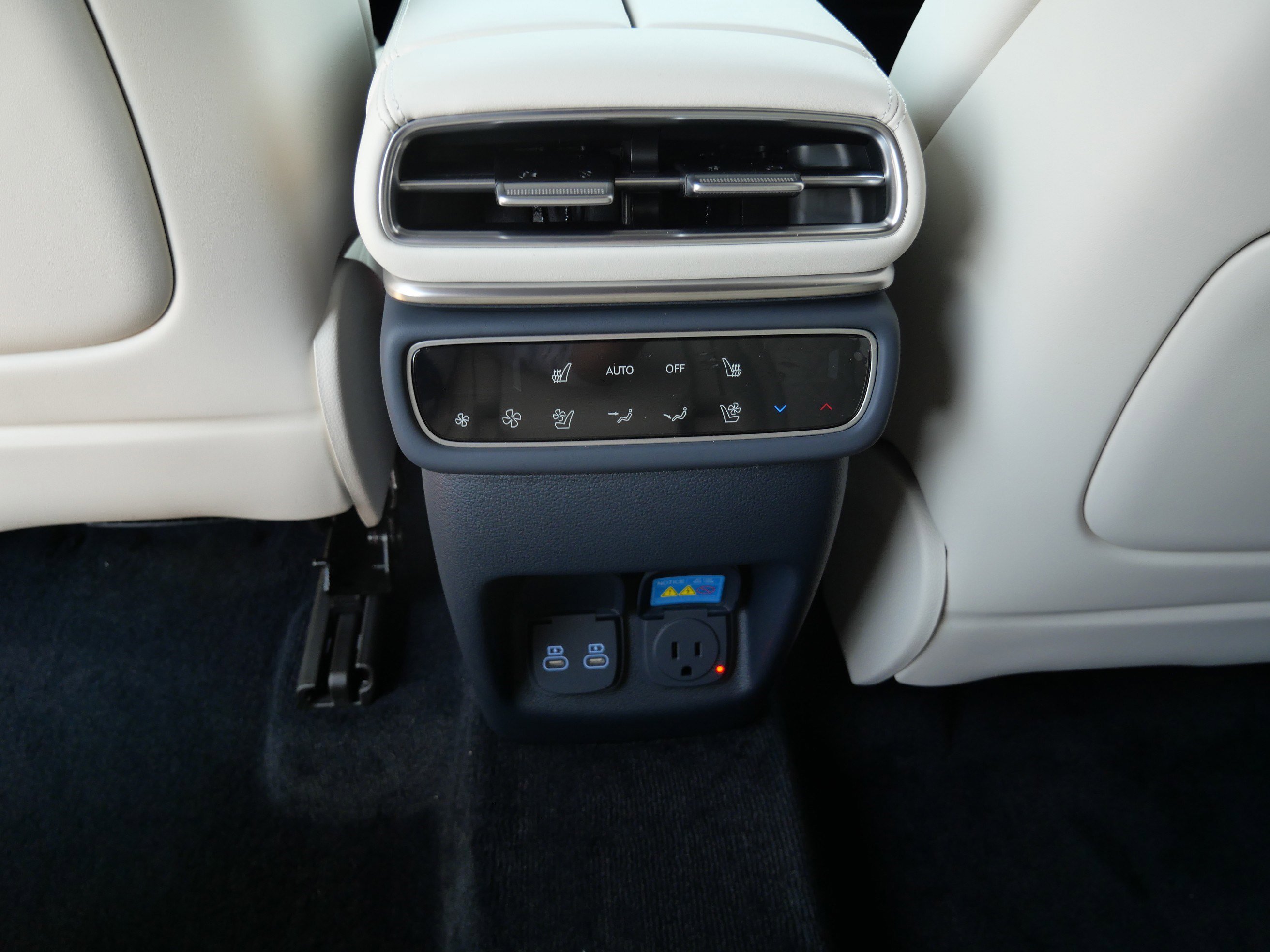 2026 GENESIS GV80 Prestige - Photo 8
