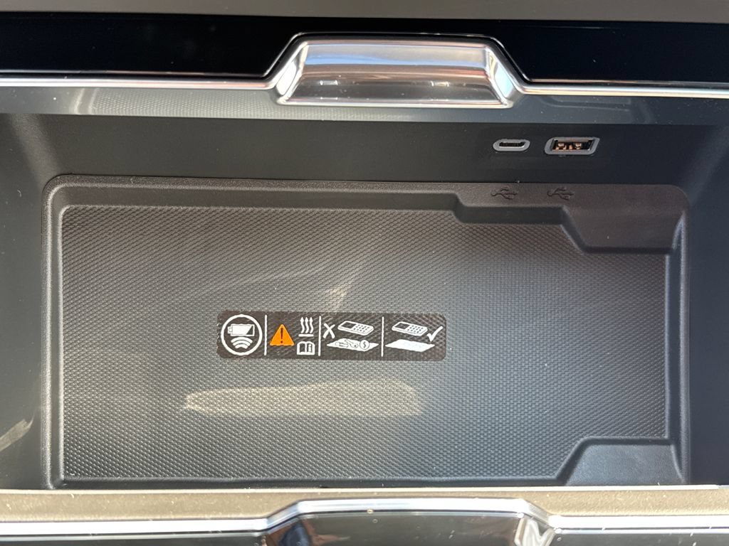2026 GMC Yukon Denali Ultimate - Photo 42