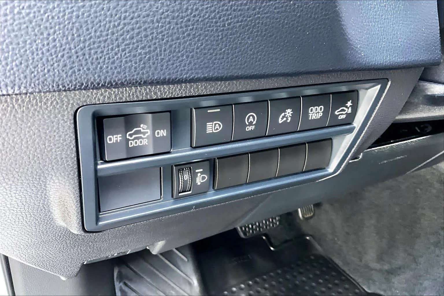 Certified Used 2024 Ice Cap Toyota SR5 image 32