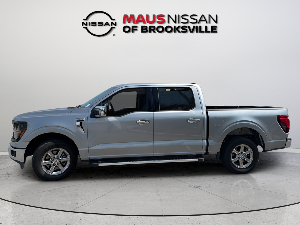 Used 2025 Silver Ford XLT image 4